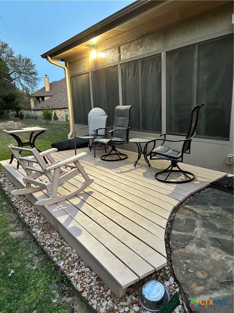 main property photo 41