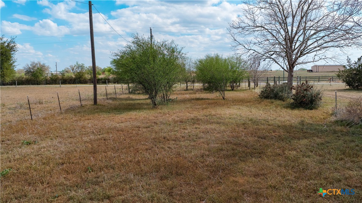 main property photo 41