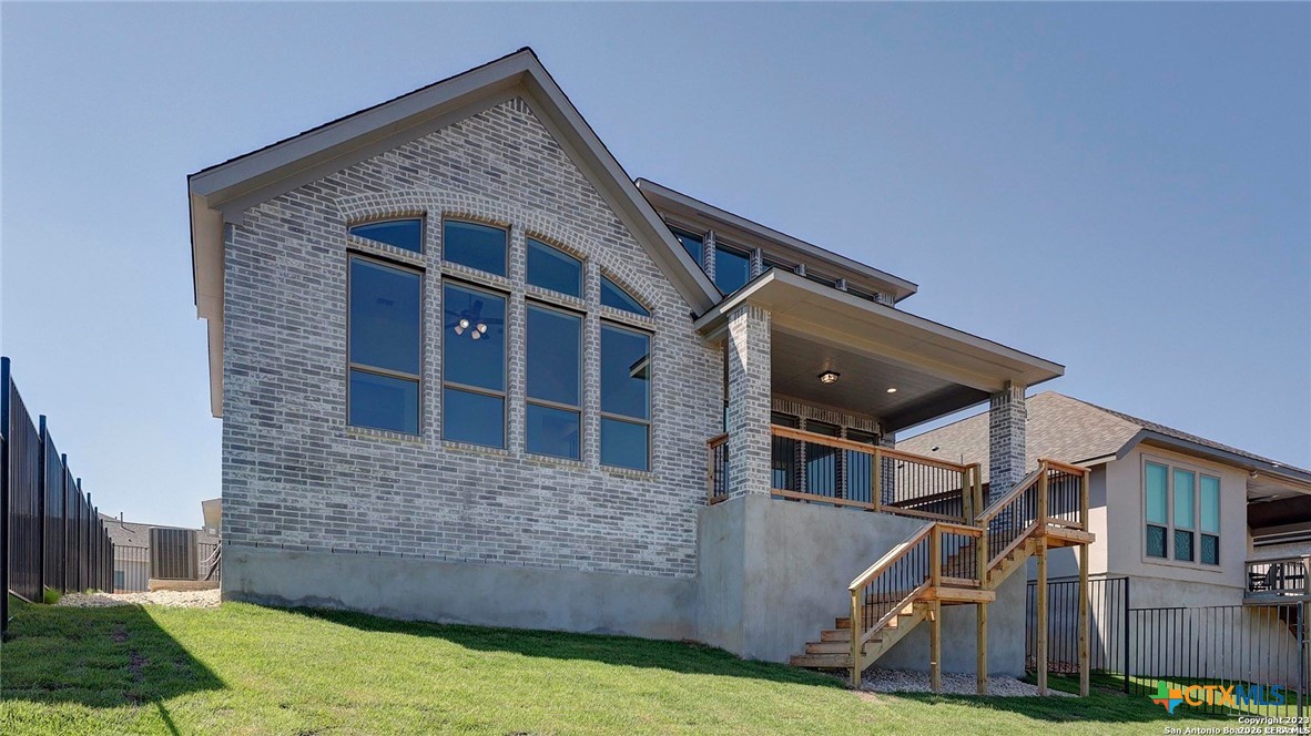 main property photo 16