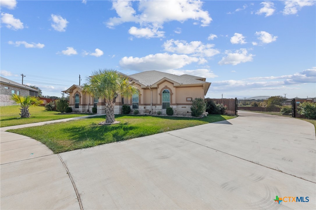main property photo 3