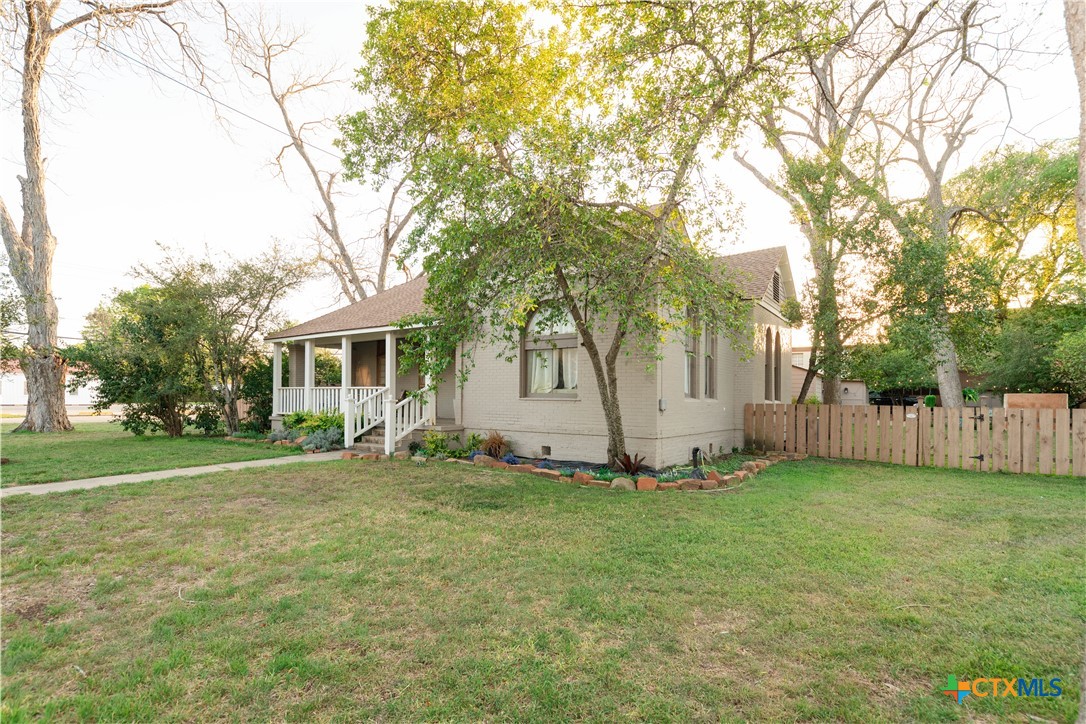 main property photo 4