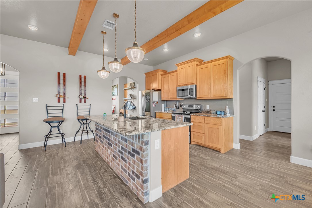 main property photo 12
