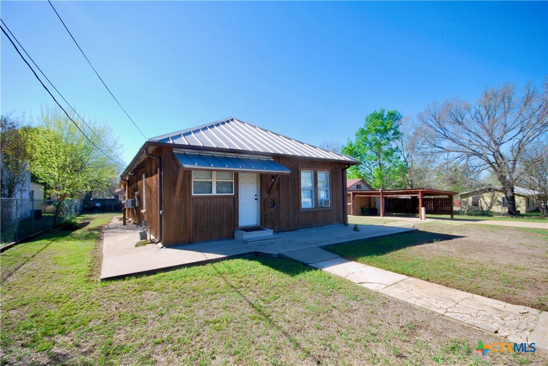 main property photo 21