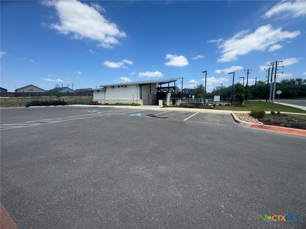 main property photo 17