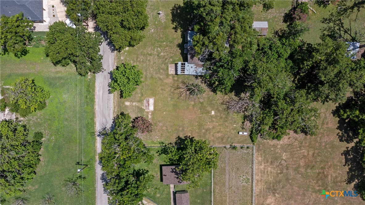 main property photo 11