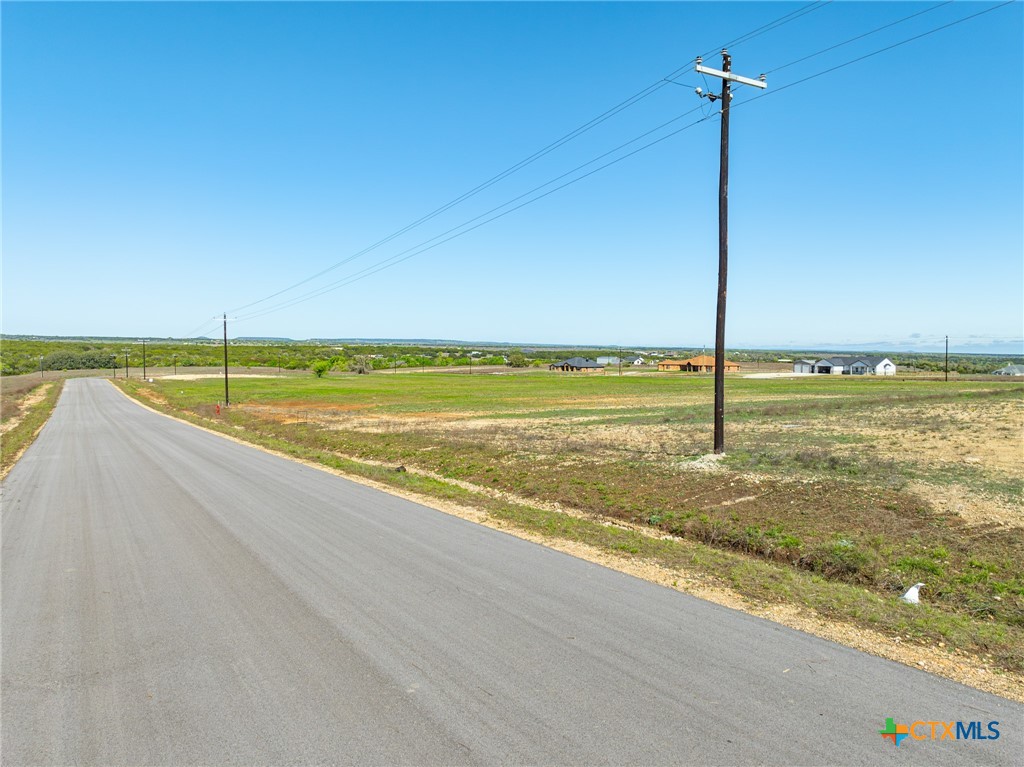 main property photo 31