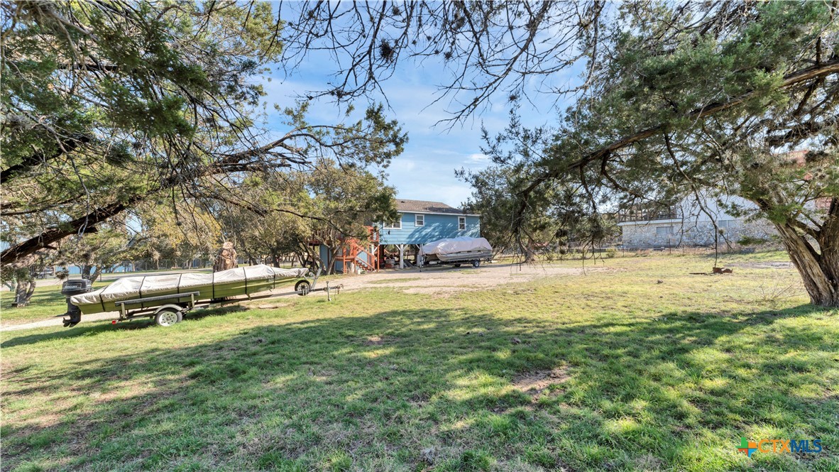 main property photo 16