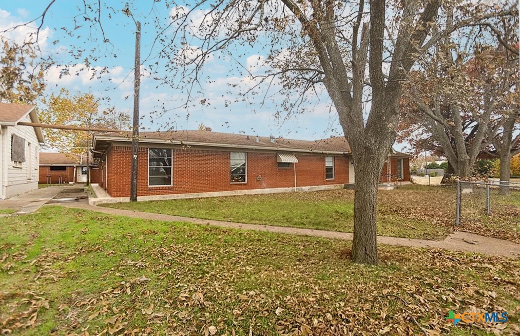 main property photo 23