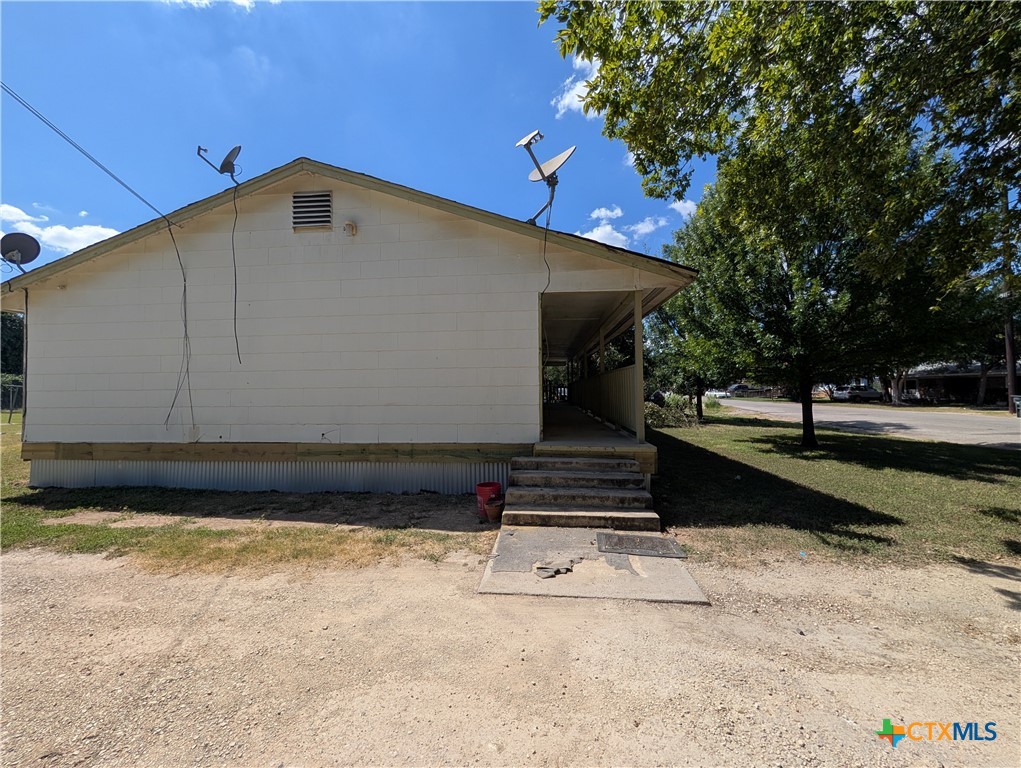 main property photo 17
