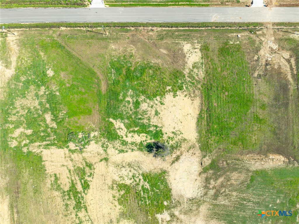 main property photo 11
