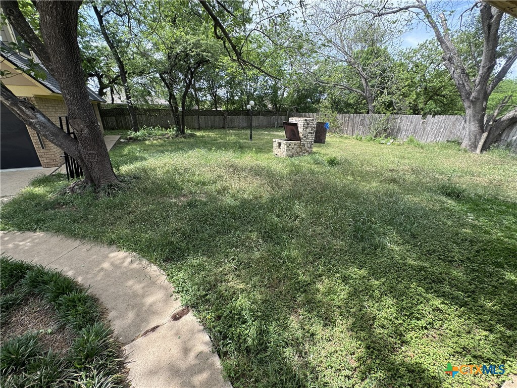 main property photo 27
