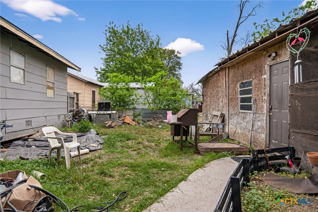 main property photo 16