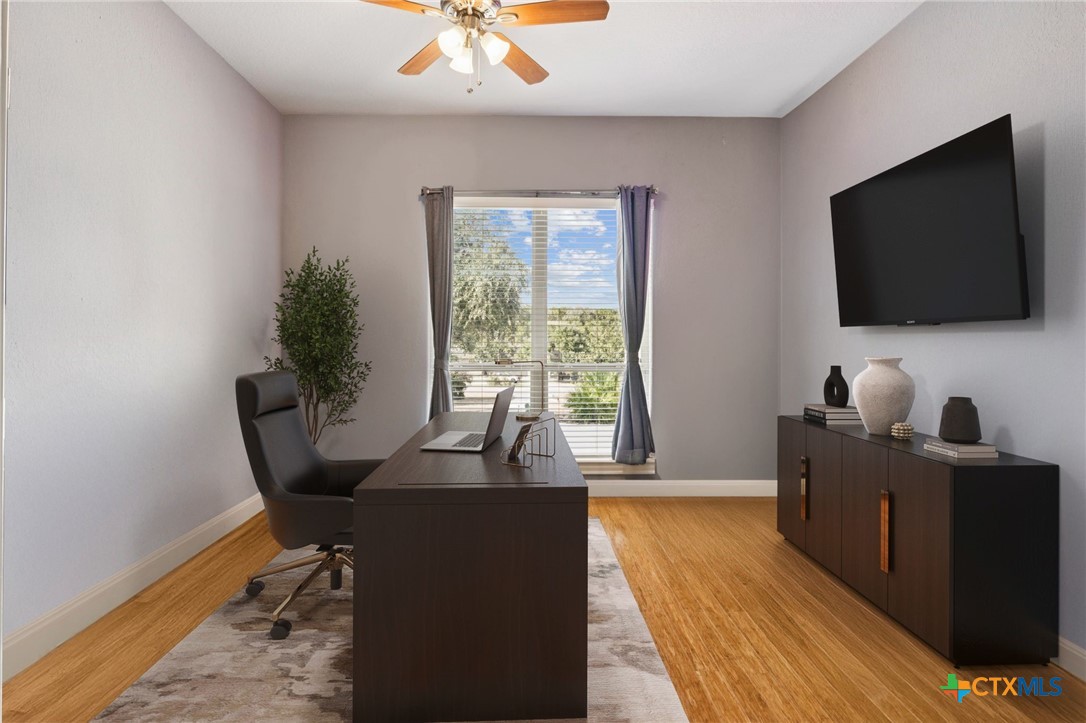main property photo 14