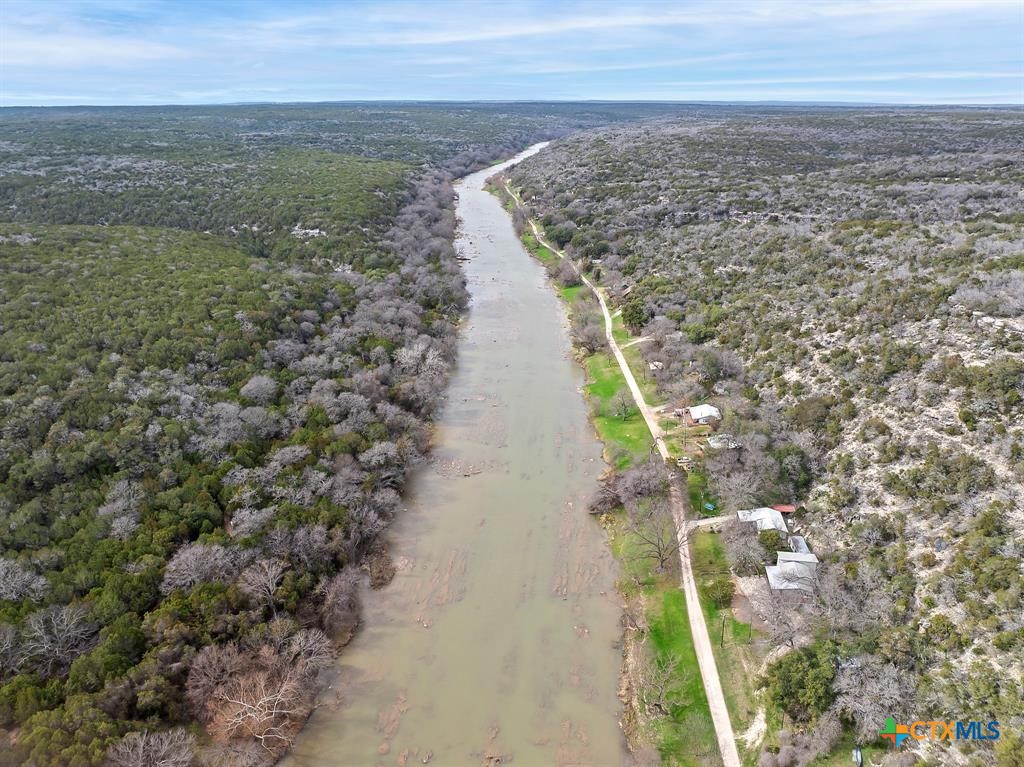 main property photo 41