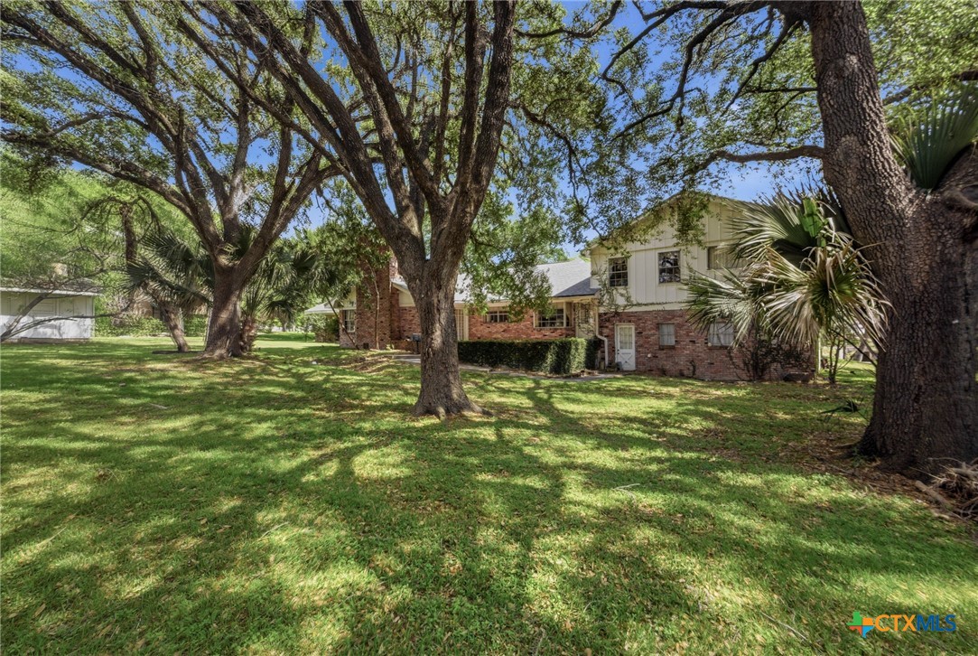 main property photo 43