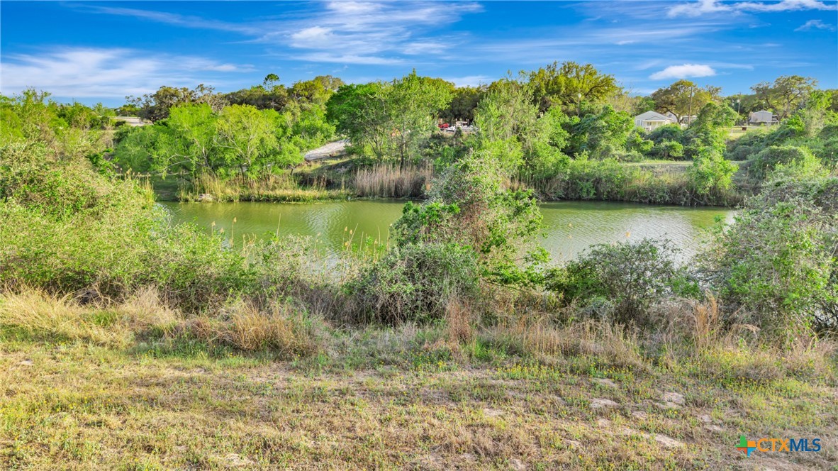 main property photo 11
