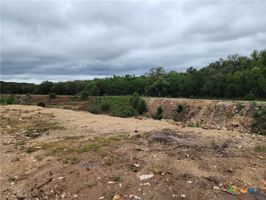 main property photo 11
