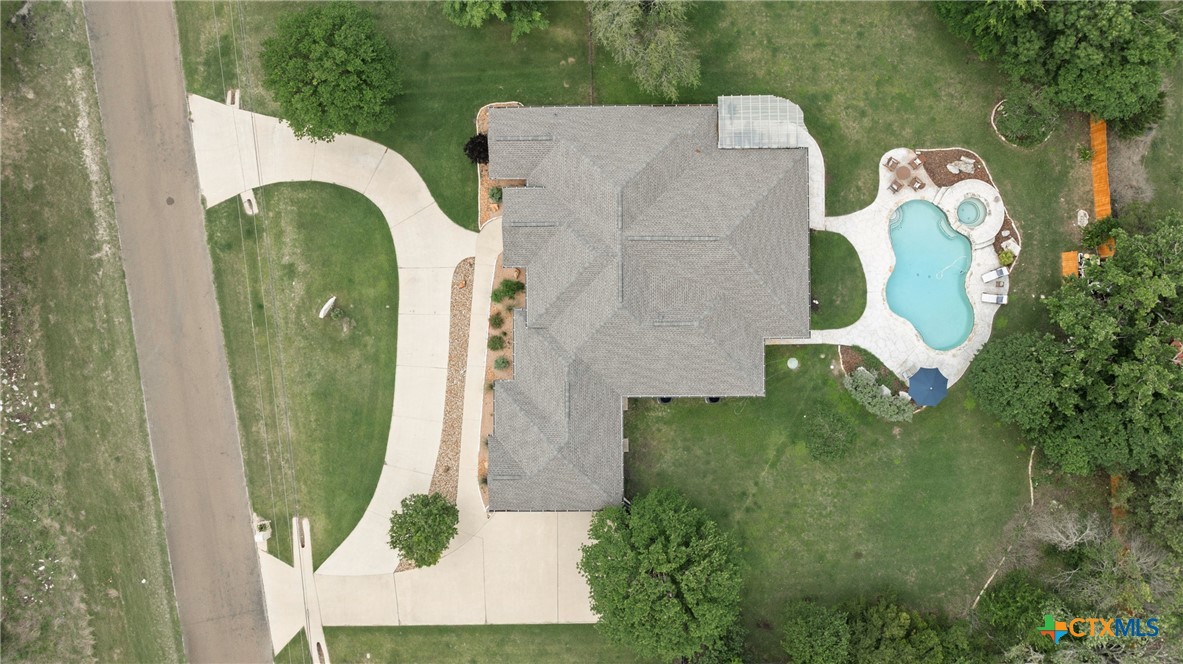 main property photo 43