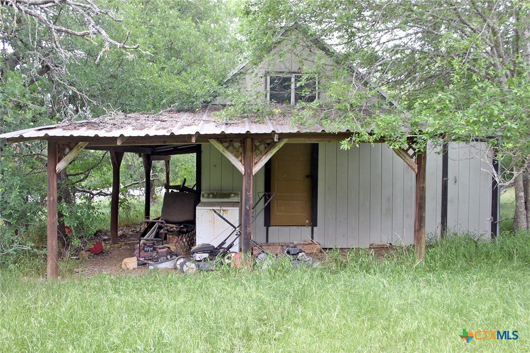 main property photo 10