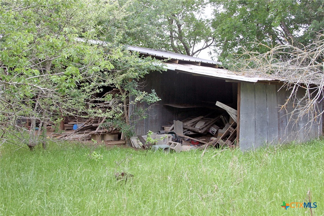 main property photo 12