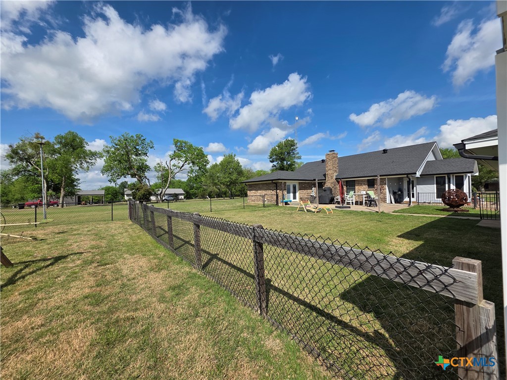 main property photo 31