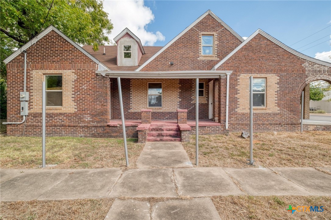 main property photo 18