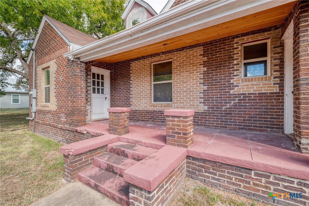 main property photo 19