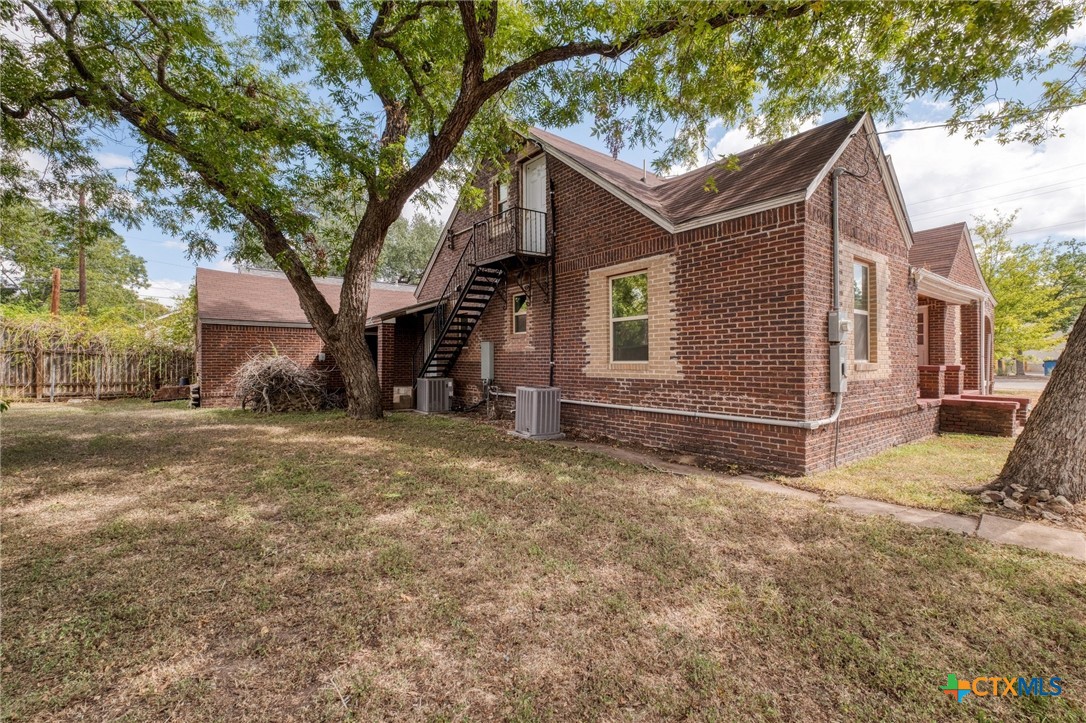 main property photo 20