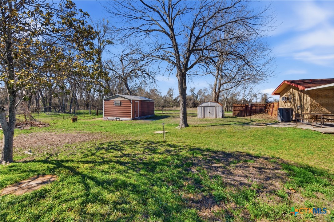 main property photo 32