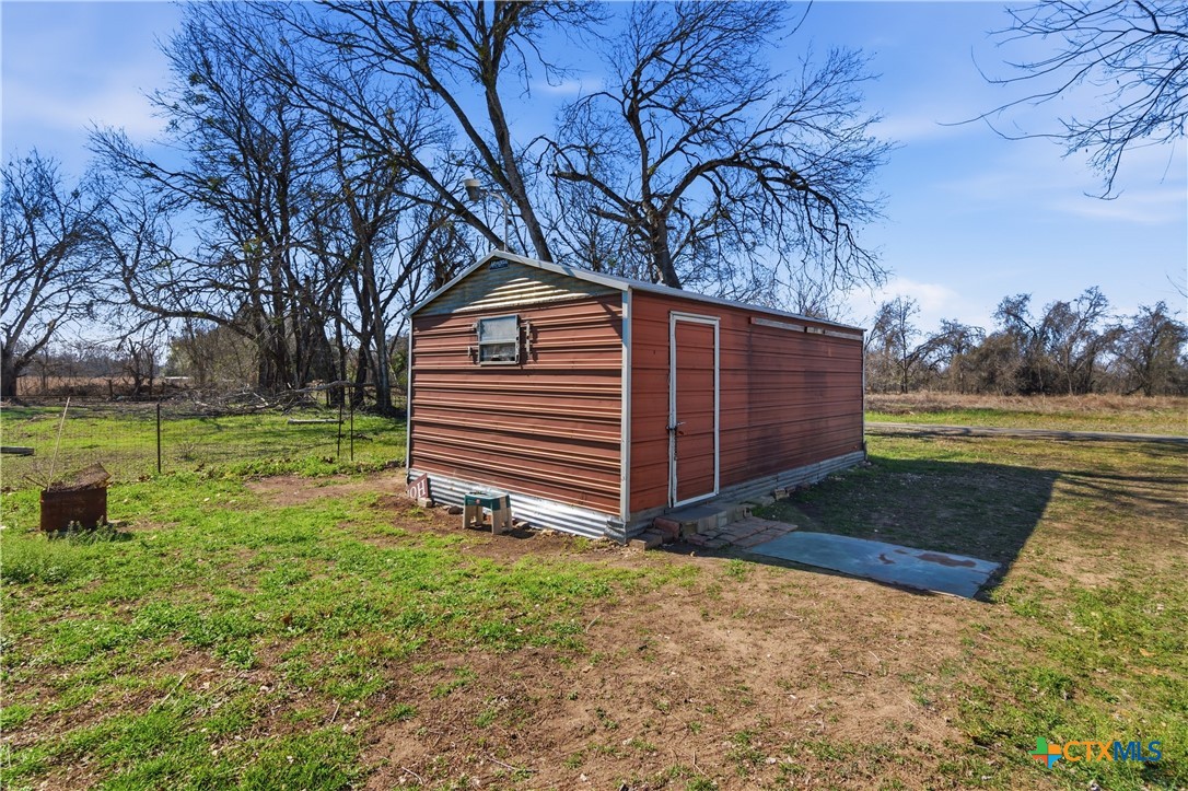 main property photo 33