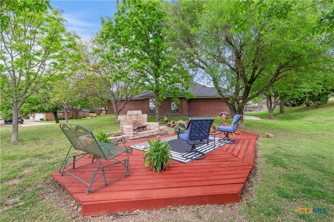 main property photo 31