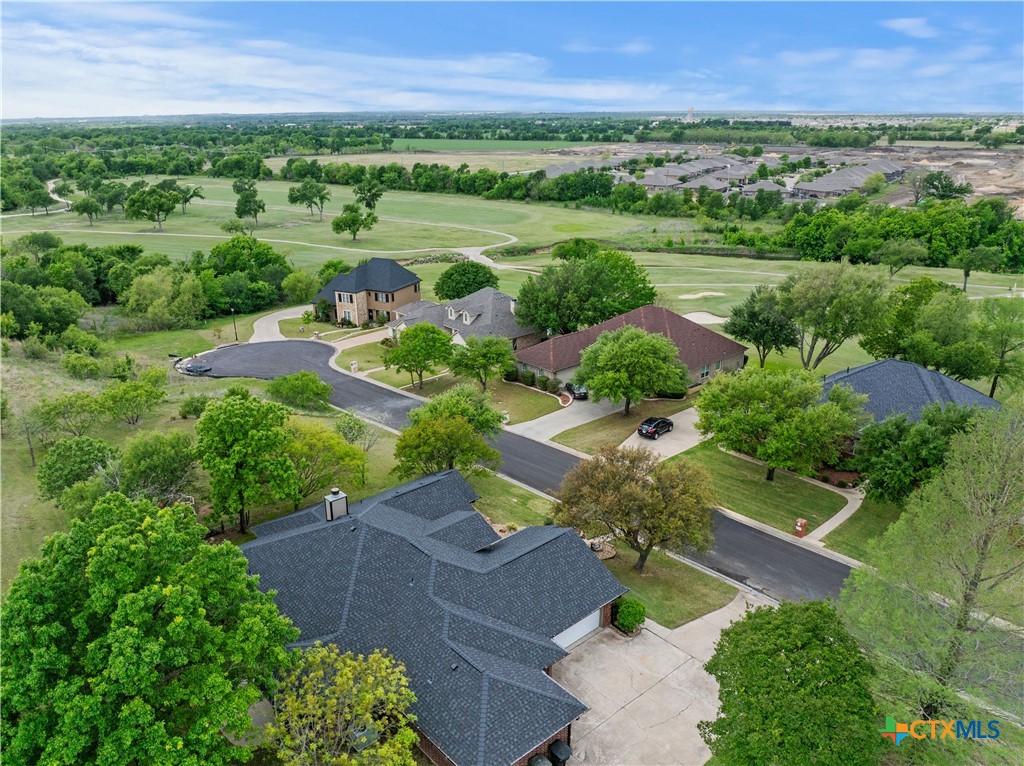 main property photo 45