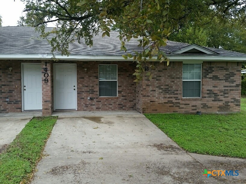 main property photo 5