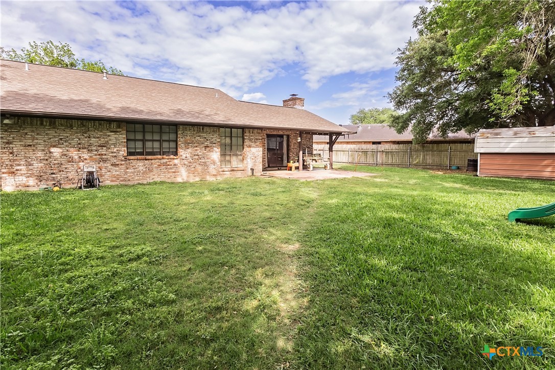 main property photo 23