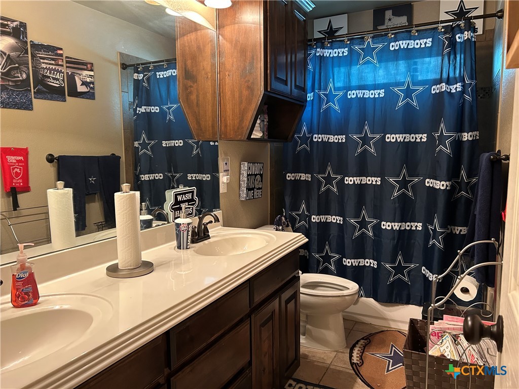 main property photo 23