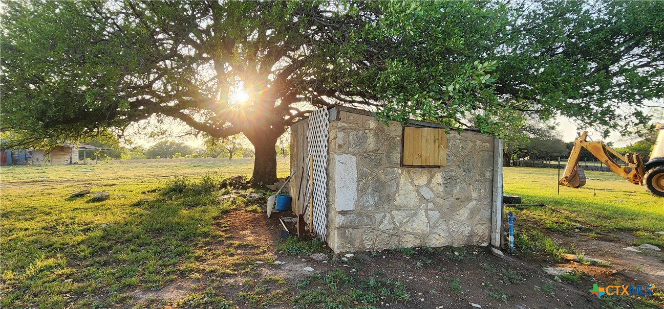 main property photo 27