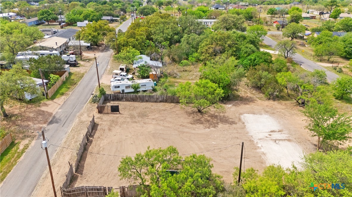 main property photo 10