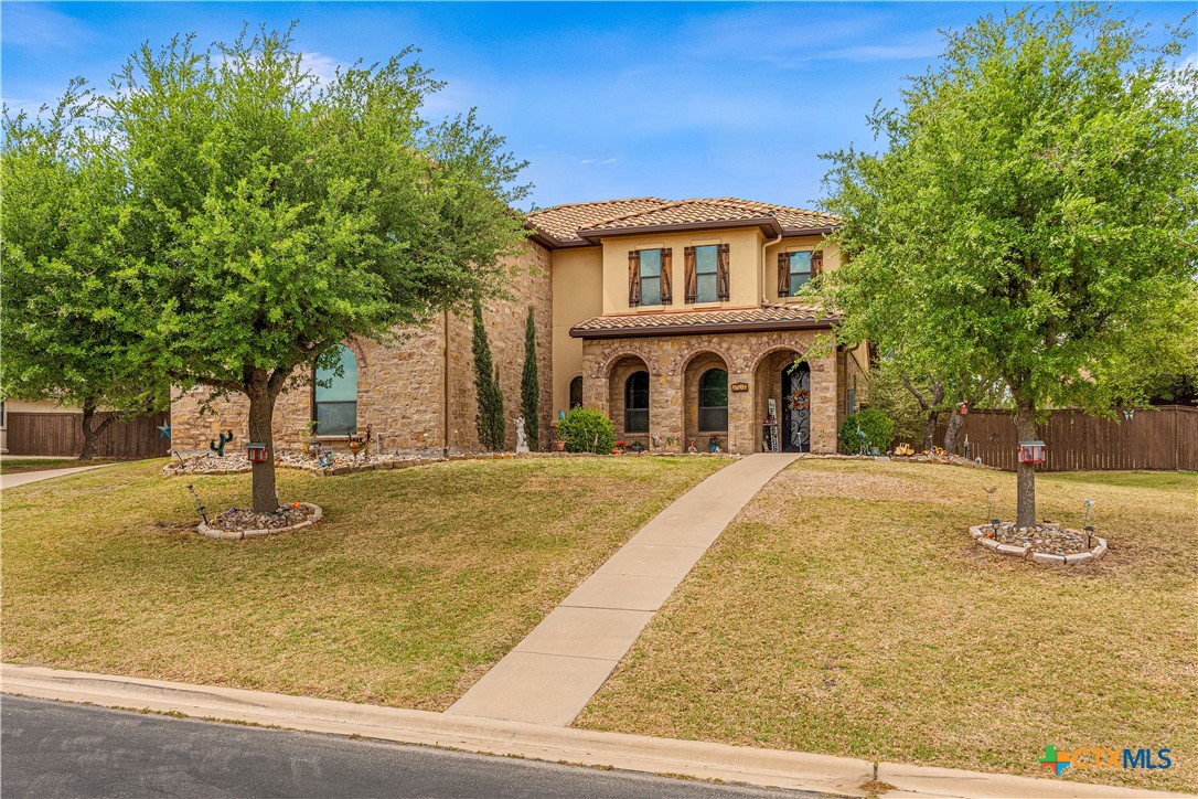 main property photo 42