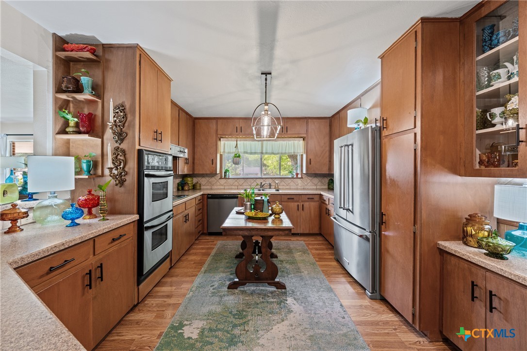 main property photo 17
