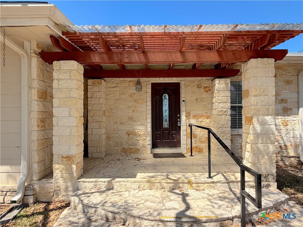main property photo 40