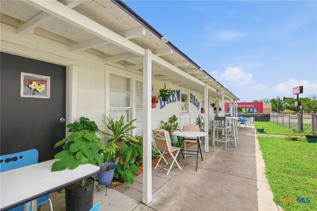 main property photo 7