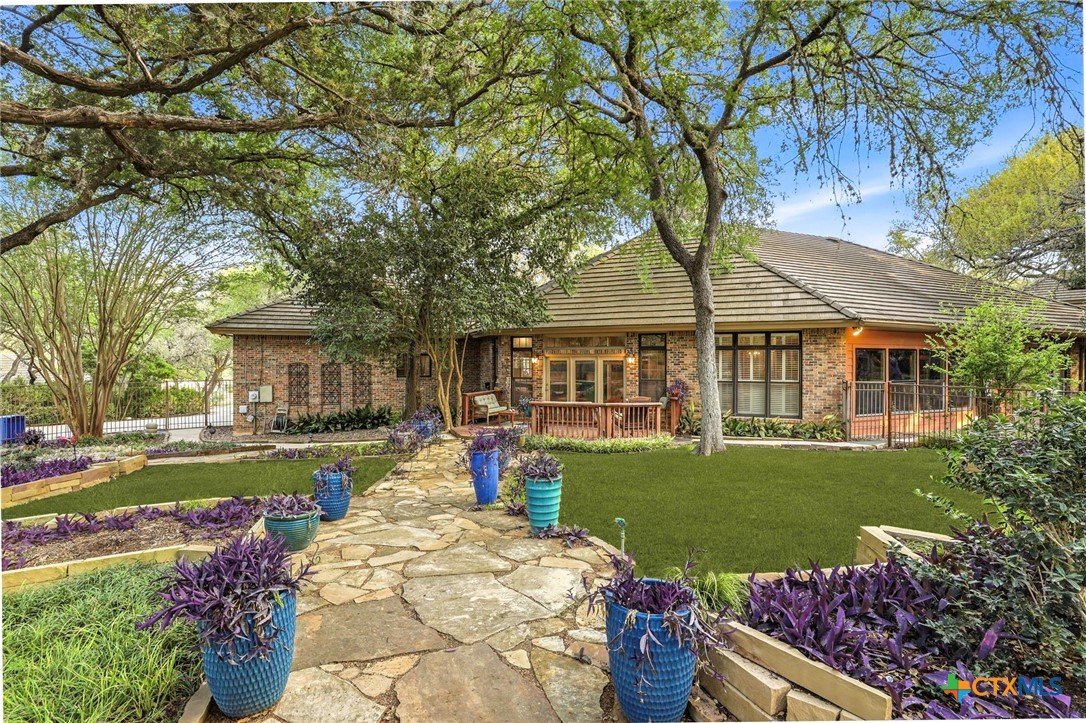 main property photo 20