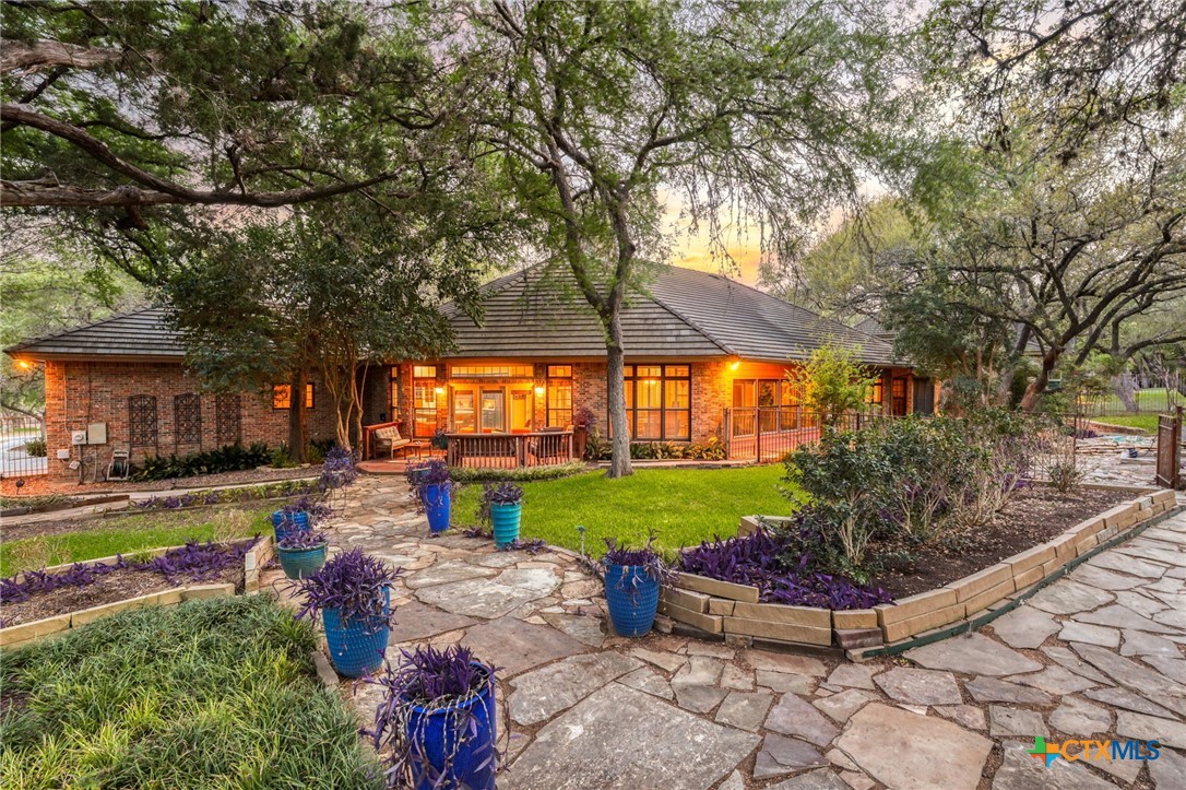 main property photo 25