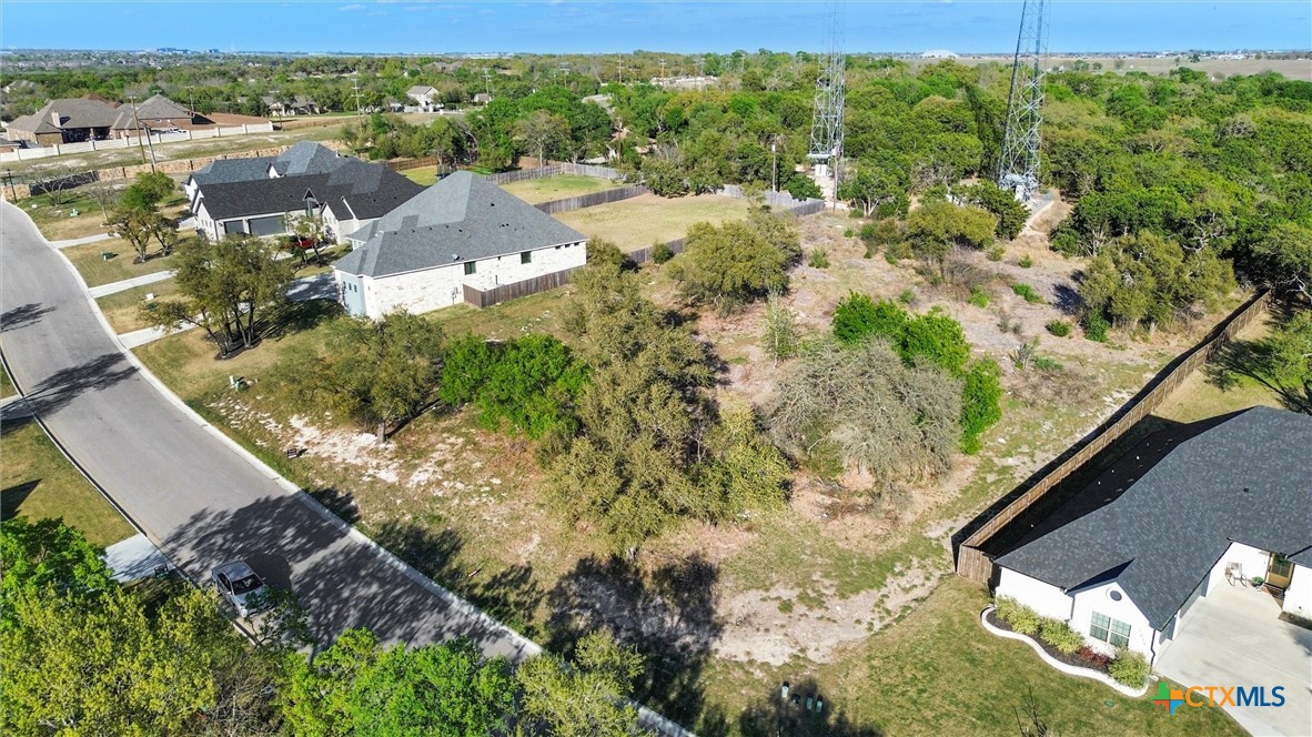 main property photo 11