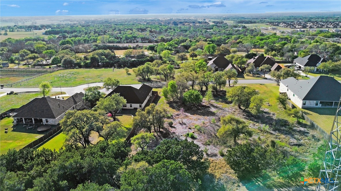 main property photo 10