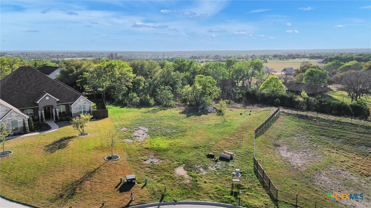 main property photo 8