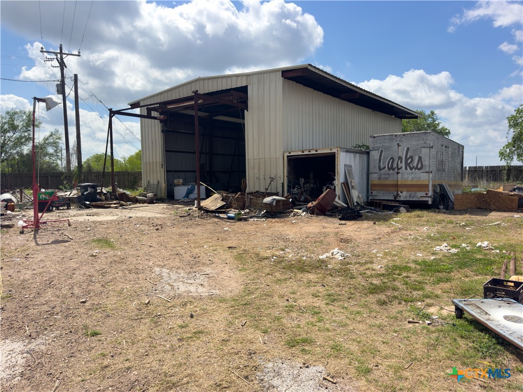 main property photo 26