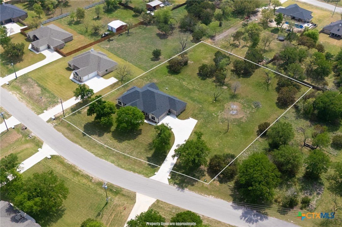 main property photo 38