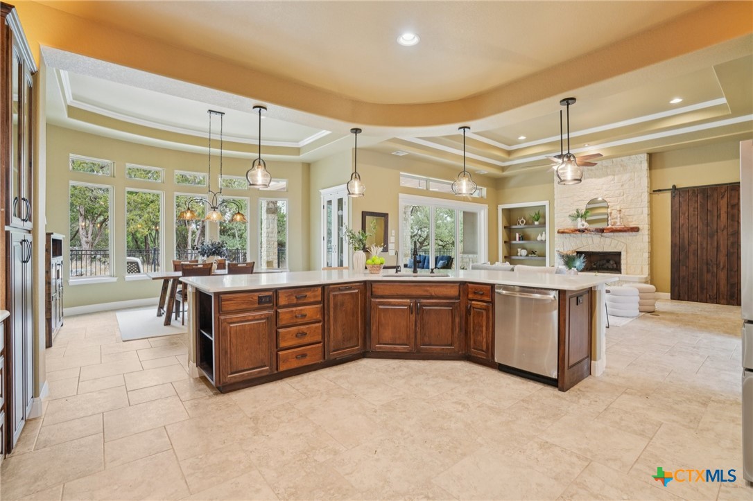 property viewer photo 12