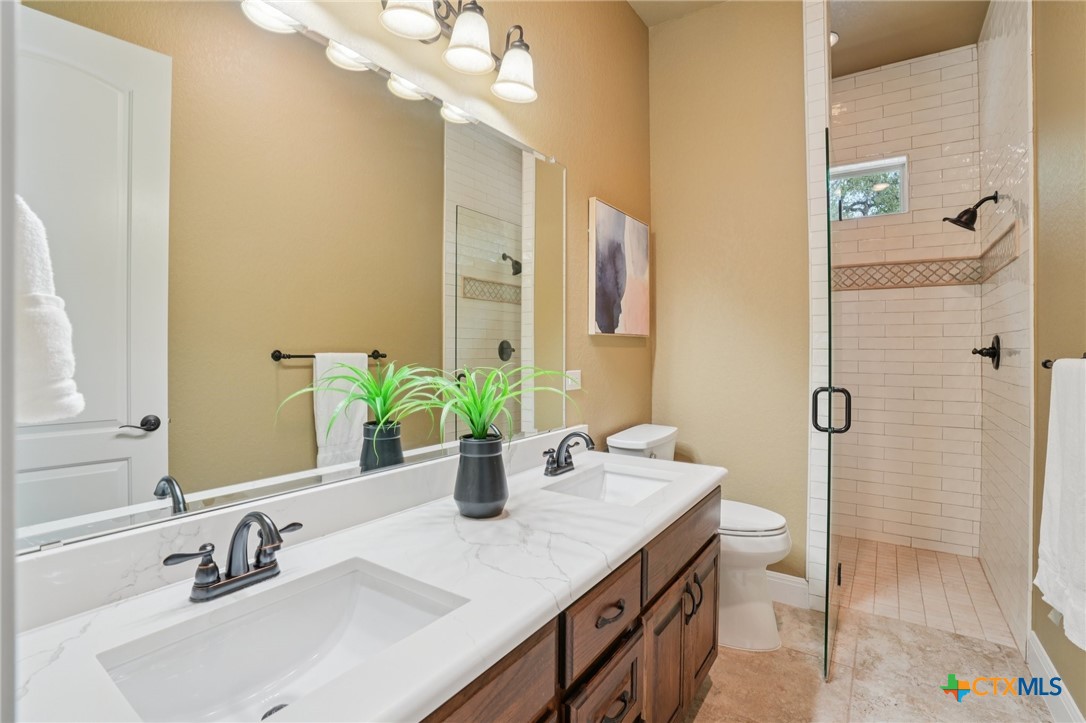 property viewer photo 18